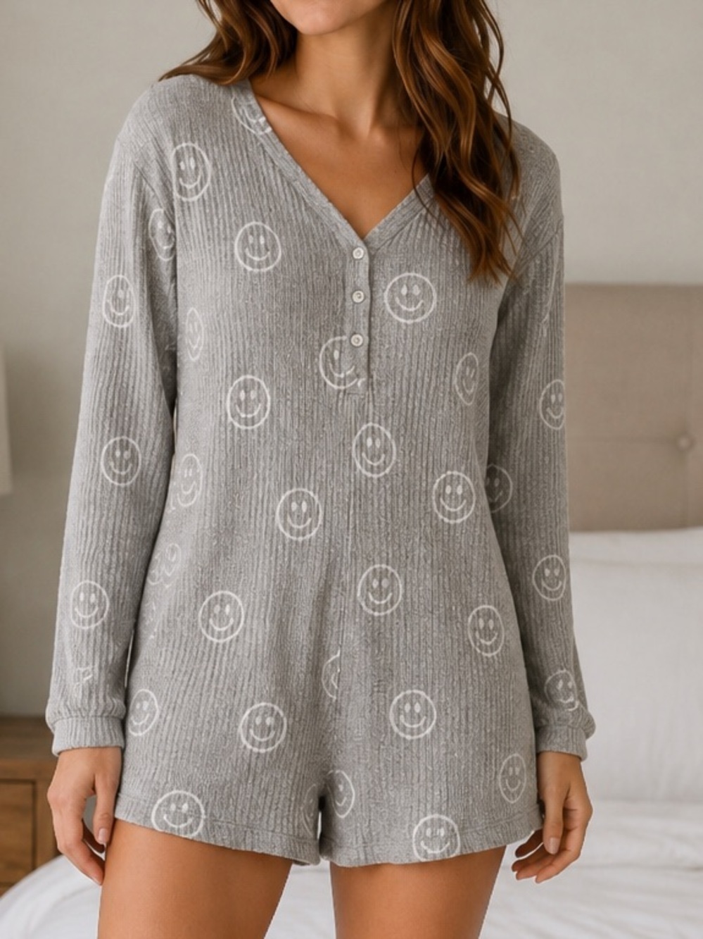 Cozy Grey Waffle Knit Smiley Face Pajama Romper XS/TP
